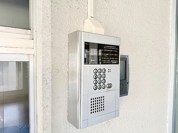 安心感のあるオートロック付マンションです。