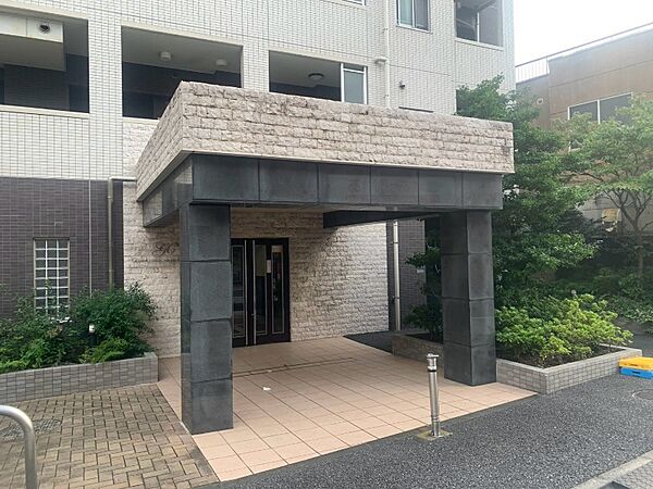 エントランスアプローチ