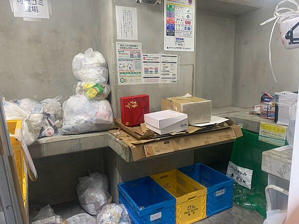 ゴミ置き場