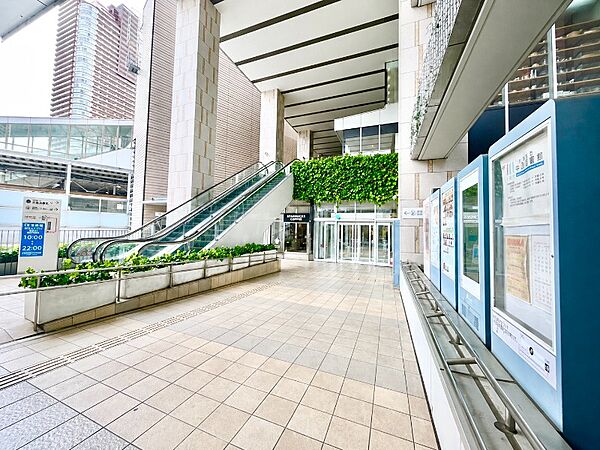東急スクエア武蔵小杉（武蔵小杉駅直結）