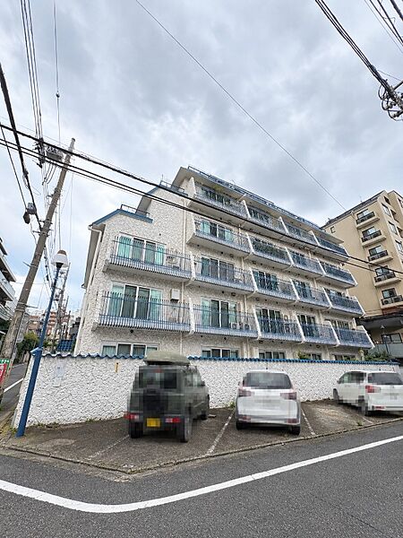 マンション外観／2023年6:大規模修繕工事実施済み