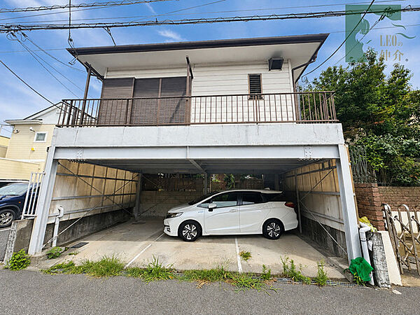 住まいの個性を活かした機能的な構造が、日常の利便性を高め、落ち着きのある暮らしを叶えてくれます。