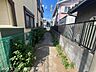 外観：前面道路含む現地写真