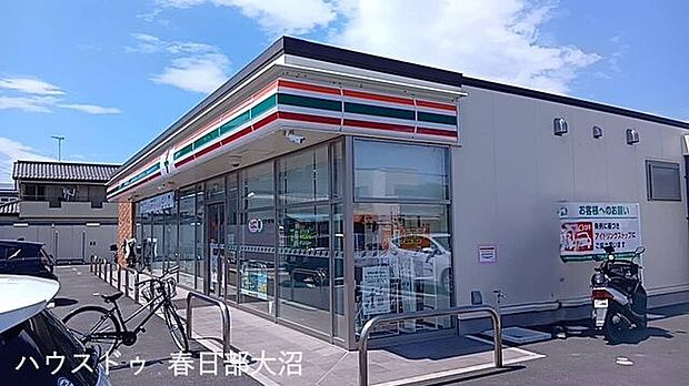 セブンイレブン岩槻西町店 620m