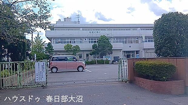 上高野小学校 770m