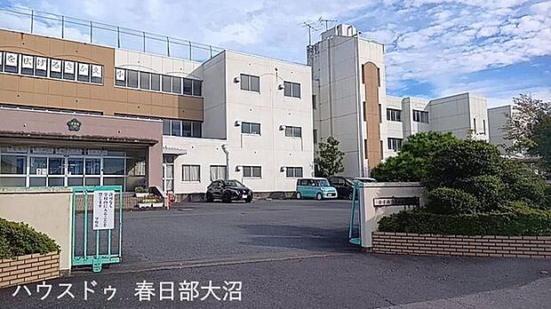 さかえ小学校 950m