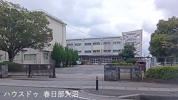 西小学校 1000m