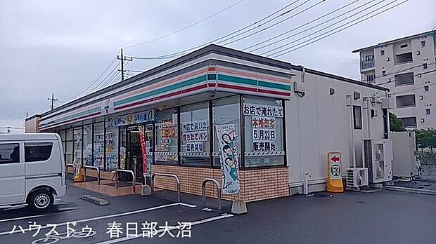 セブンイレブン越谷間久里団地前店 2470m