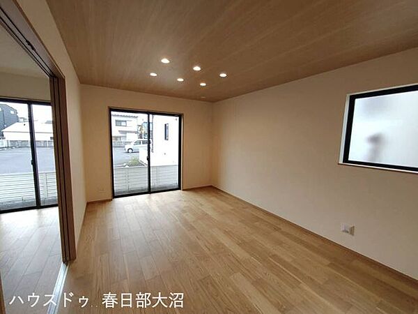 リビング/ダイニングを拡大表示