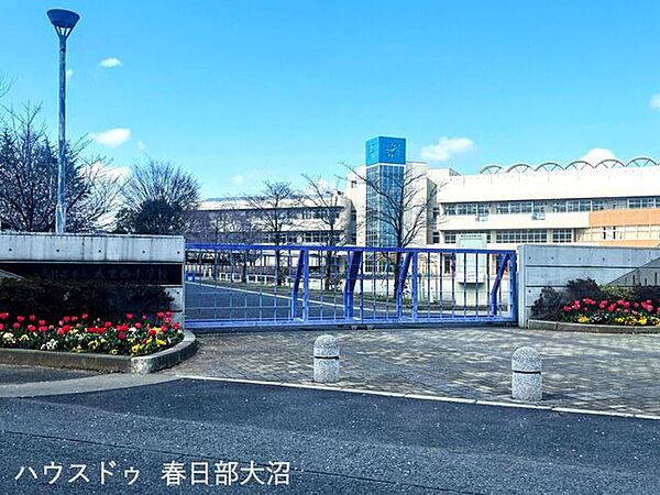 武里西小学校 470m