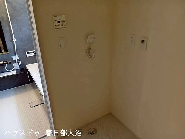 洗濯機置場