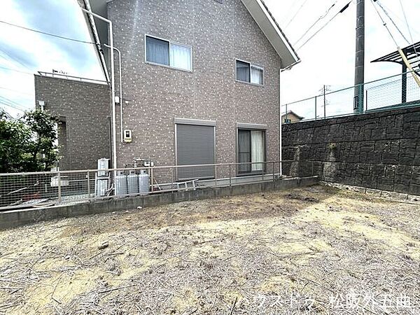東から西に向かって撮影