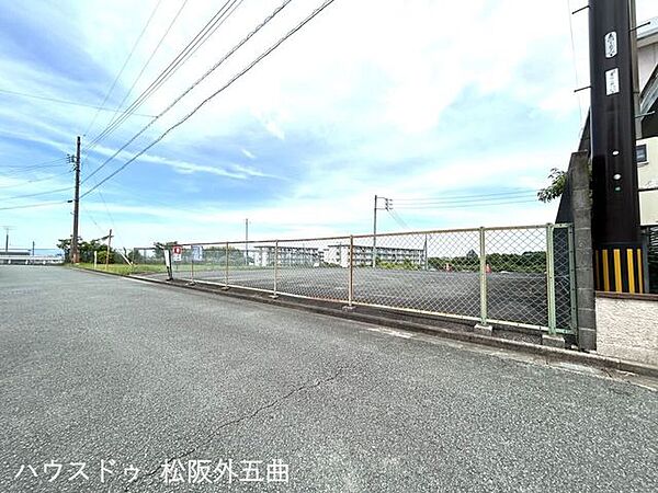 南西から北東に向かって撮影