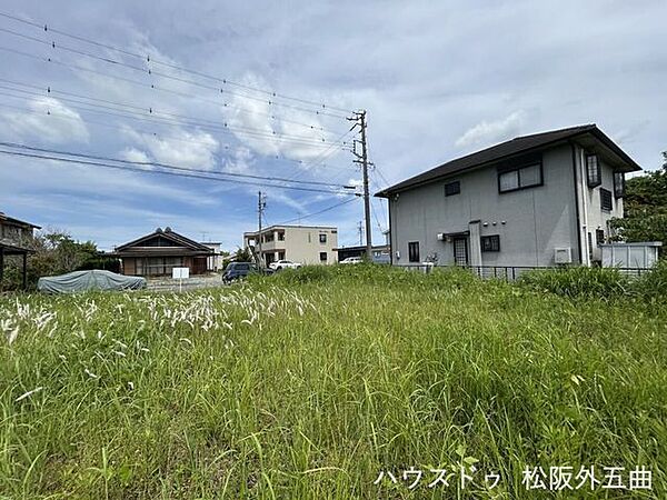 西から東に向かって撮影