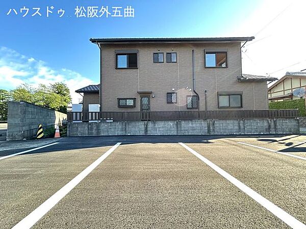 北東から南西に向かって撮影