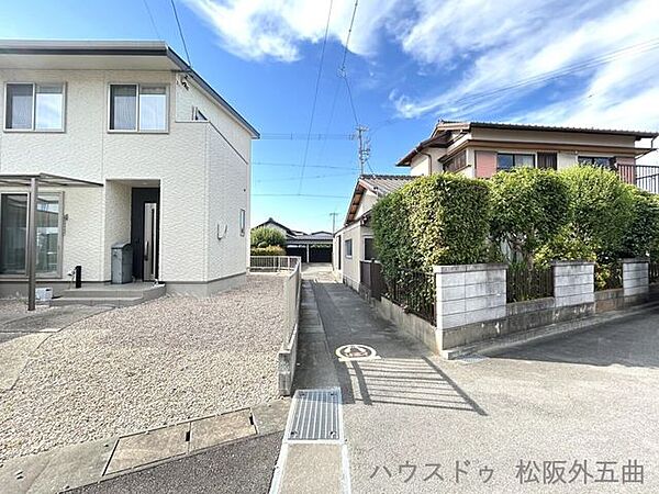 南から北に向かって撮影