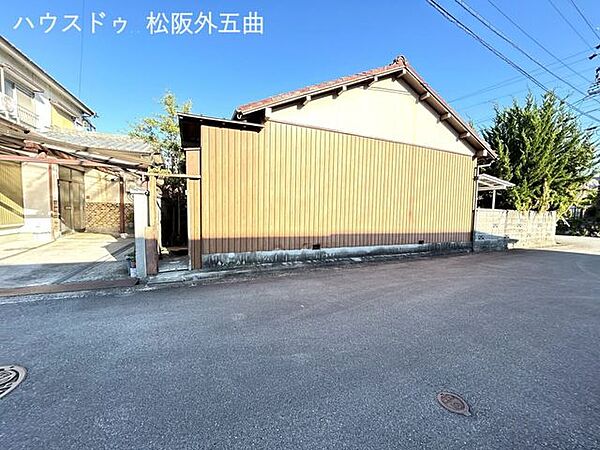 北西から南東に向かって撮影