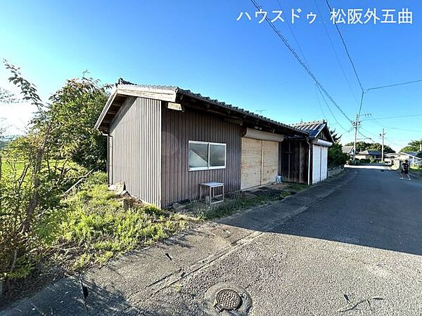 南から北に向かって撮影