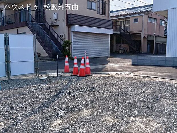 東から西に向かって撮影