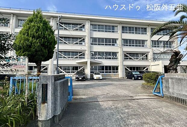 西橋内 中学校 1200m