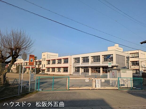 中川 小学校 780m