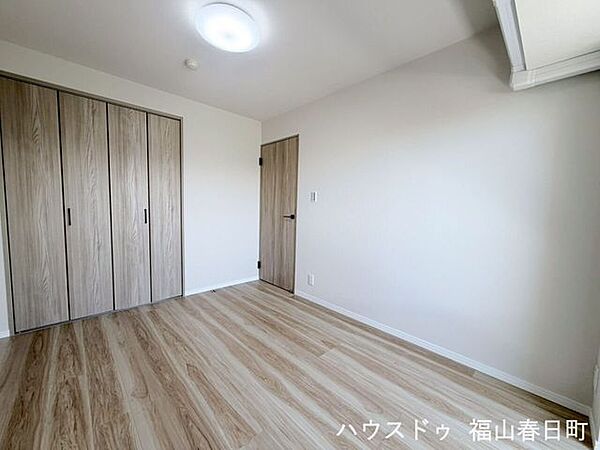 各居室に収納も完備されております！！