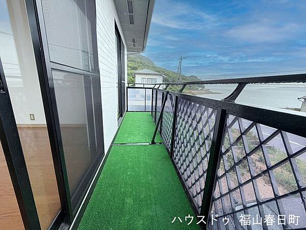 広々としたバルコニー
