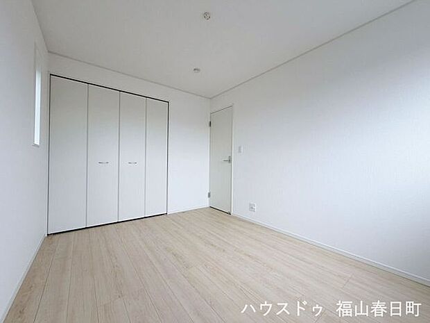 各居室大型収納完備しております!