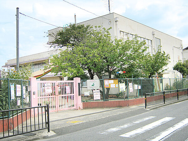 高槻市立南大冠幼稚園（720m）