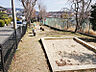 周辺：松が丘東公園（300m）