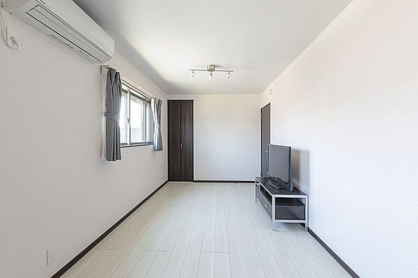 2部屋としても充分ゆとりがあり、お子様の成長と必要になる子供部屋を与えるにはぴったりの間取りです。