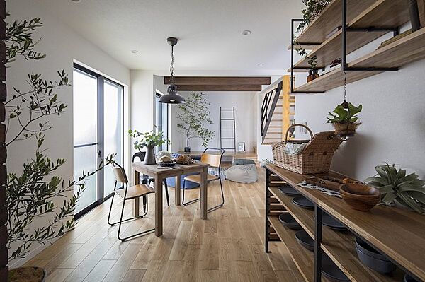 【建物プラン例】建物価格：1200万円/建物面積：66.11m2/間取：3LDK