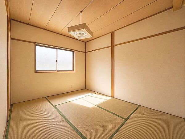 ※画像はAI生成により小物の削除および家具の設置を行っており、実際の仕様・形状・色味とは一部異なる場合がございます。