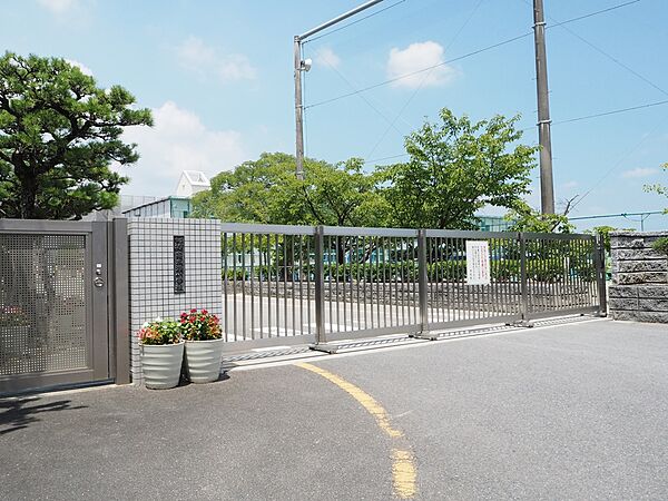 佐賀市立高木瀬小学校（388m）