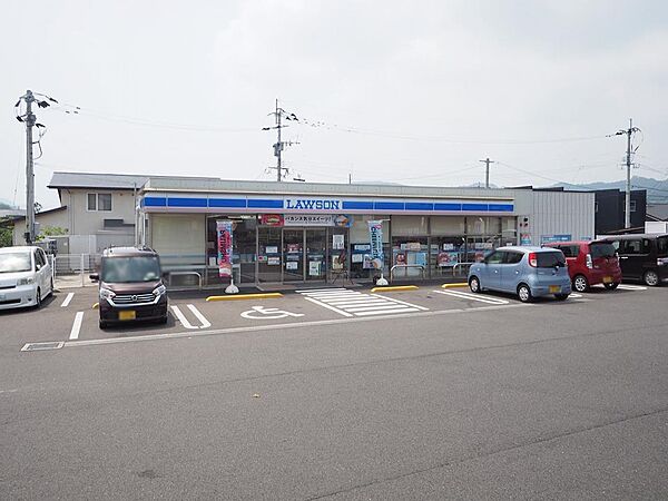 ローソン 多久駅前店（784m）
