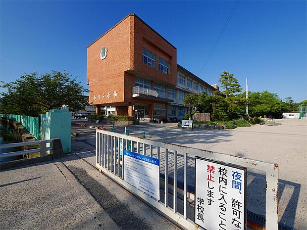 佐賀市立若楠小学校(1426m)