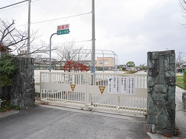 佐賀市立日新小学校（958m）