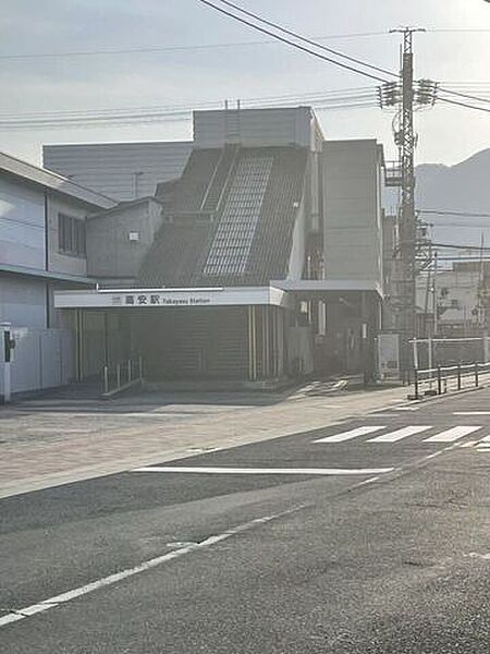 近鉄高安駅 1060m