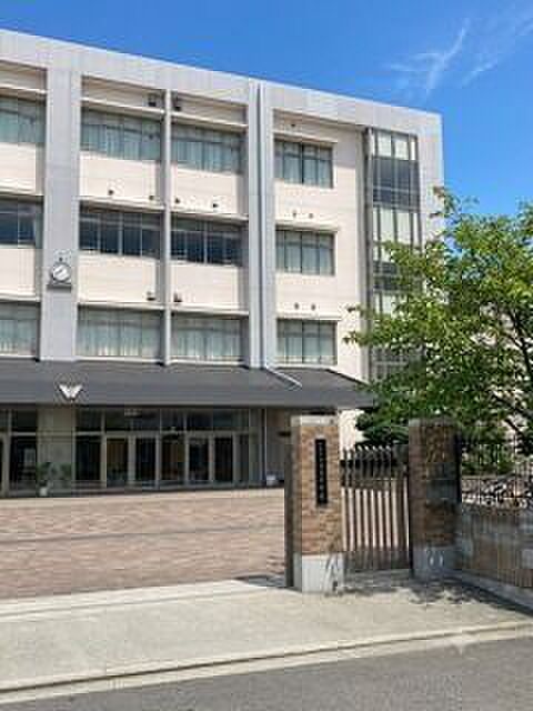 大正中学校 1360m