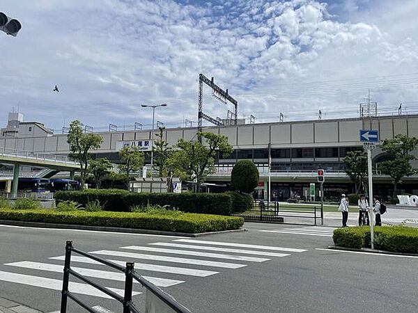 近鉄八尾駅 1320m