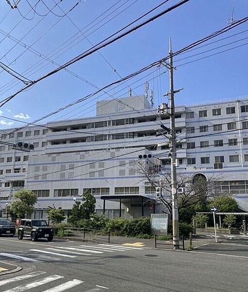医真会八尾総合病院 640m
