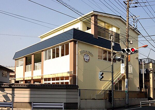 『「もっと」の相乗効果を目指す』おとなの探求心やあそび心が こどもの「もっと」の気持ちに影響をあたえますこどもの「もっと」の姿に おとなは感化されます