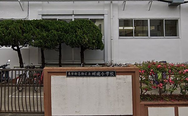 学校での行事には地域の方も参加し、地域の行事にも生徒が参加し、互いに良いコミュニケーションを取っています。