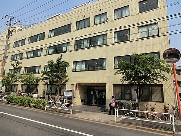 安心して検査や治療を受けていただけるよう、の医療環境づくりに努めています。種々の急性期疾患に対応する為ICUやCCUをはじめとして、CTやMRIなど高度な検査制など病院内の設備の充実を図ってます。