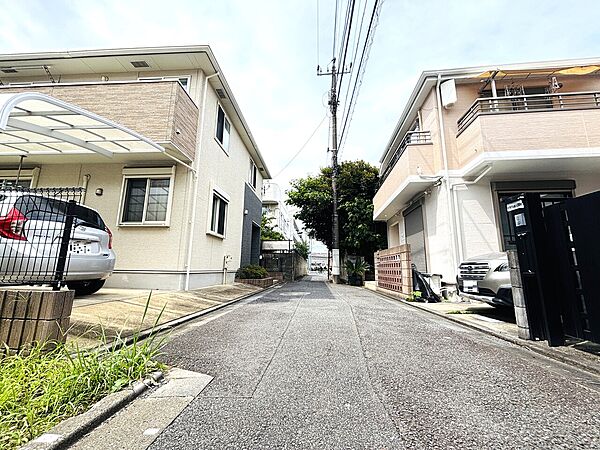 前面道路含む現地写真
