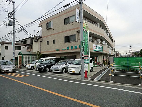 土曜日診療あり、09:00～12:00。