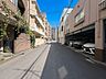 外観：前面道路