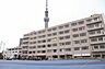 周辺：地域に密着しており、ふれあい学習発表など他校との違いが多いです。勉強だけでない体験をさせたいという目標が分かりやすいです。 墨田区内ででは、努力型の生徒が集まっている雰囲気です。