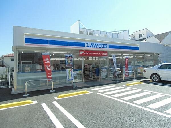 店員さんも感じが良く、駐車場も広い。北小岩4丁目エリアでは便利なコンビニです。