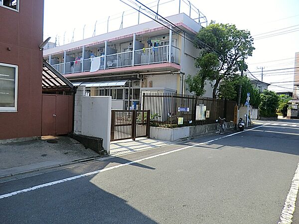 都営バス[錦25、27他]・京成バス[小74]「小松川警察署前」下車　徒歩5分